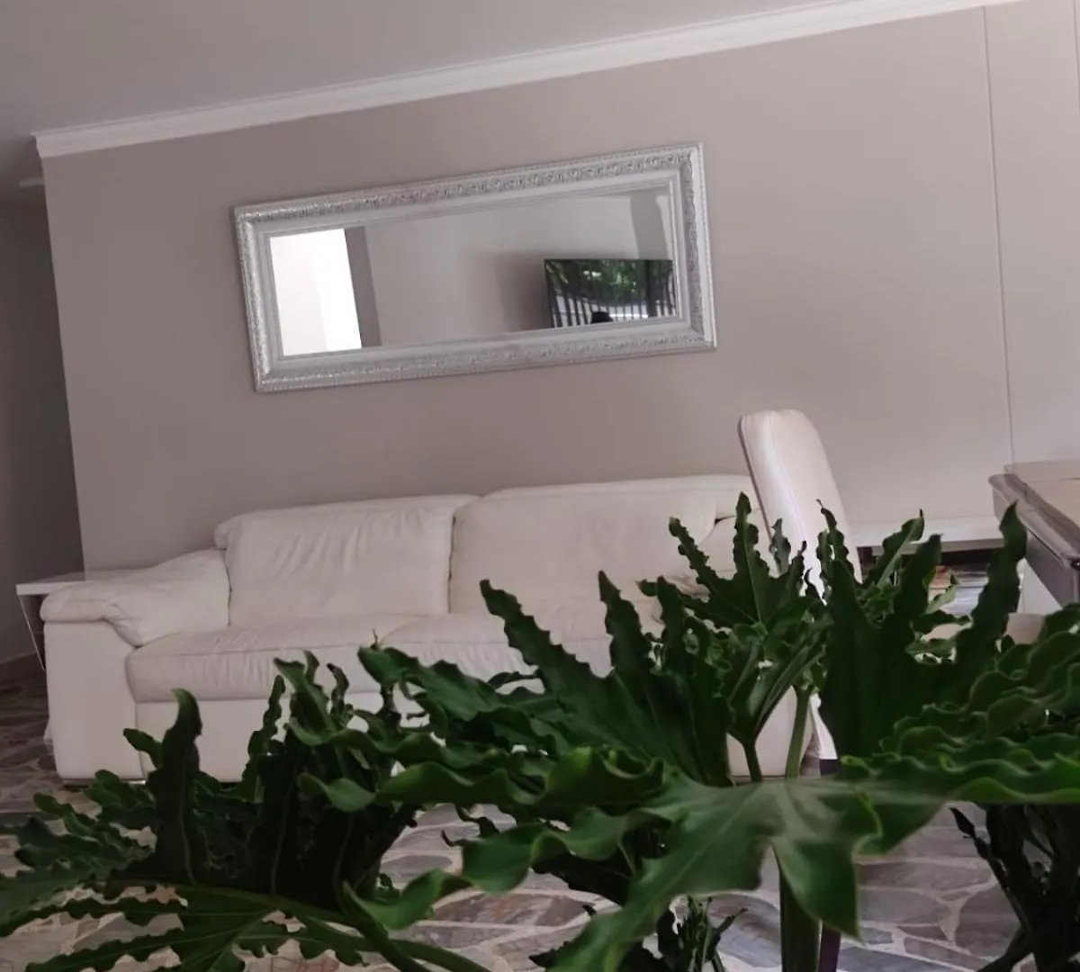 Apartamento El Poblado, La Frontera Medellín