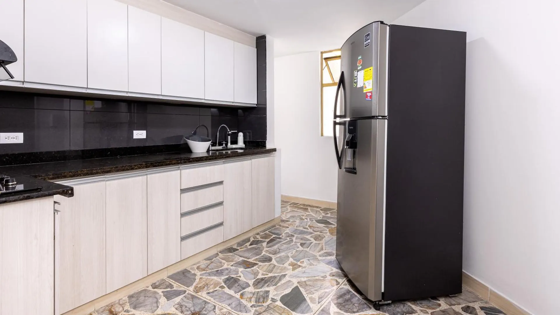 Apartamento El Poblado, La Frontera Medellín