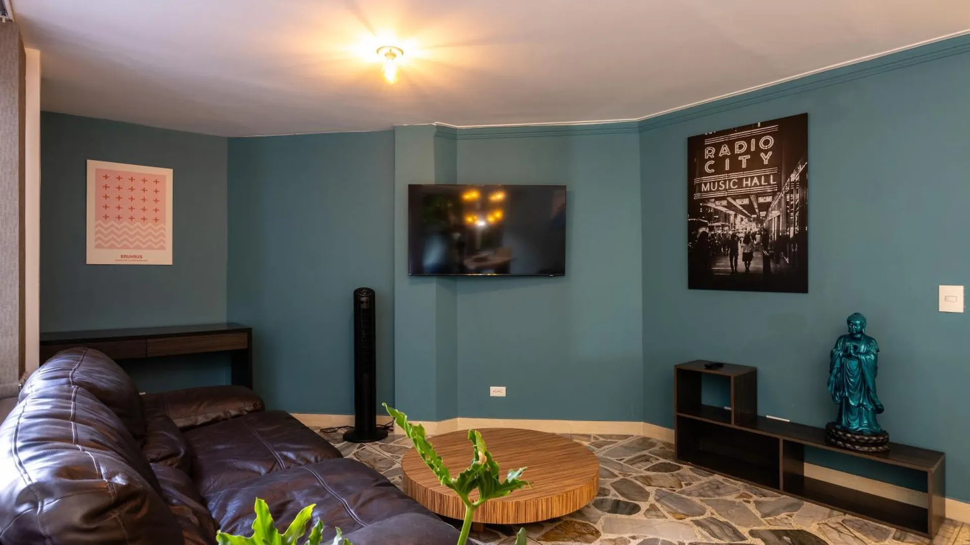 Apartamento El Poblado, La Frontera Medellín 0*,