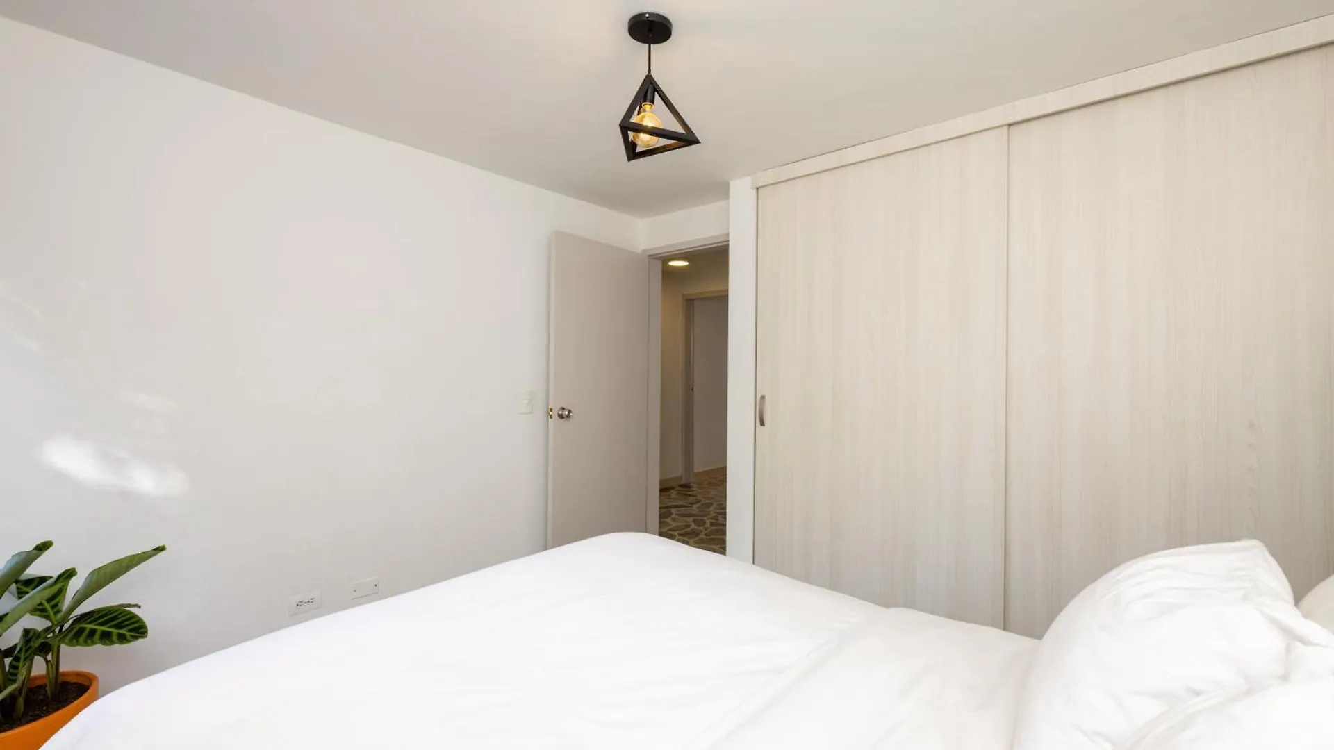 Apartamento El Poblado, La Frontera Medellín