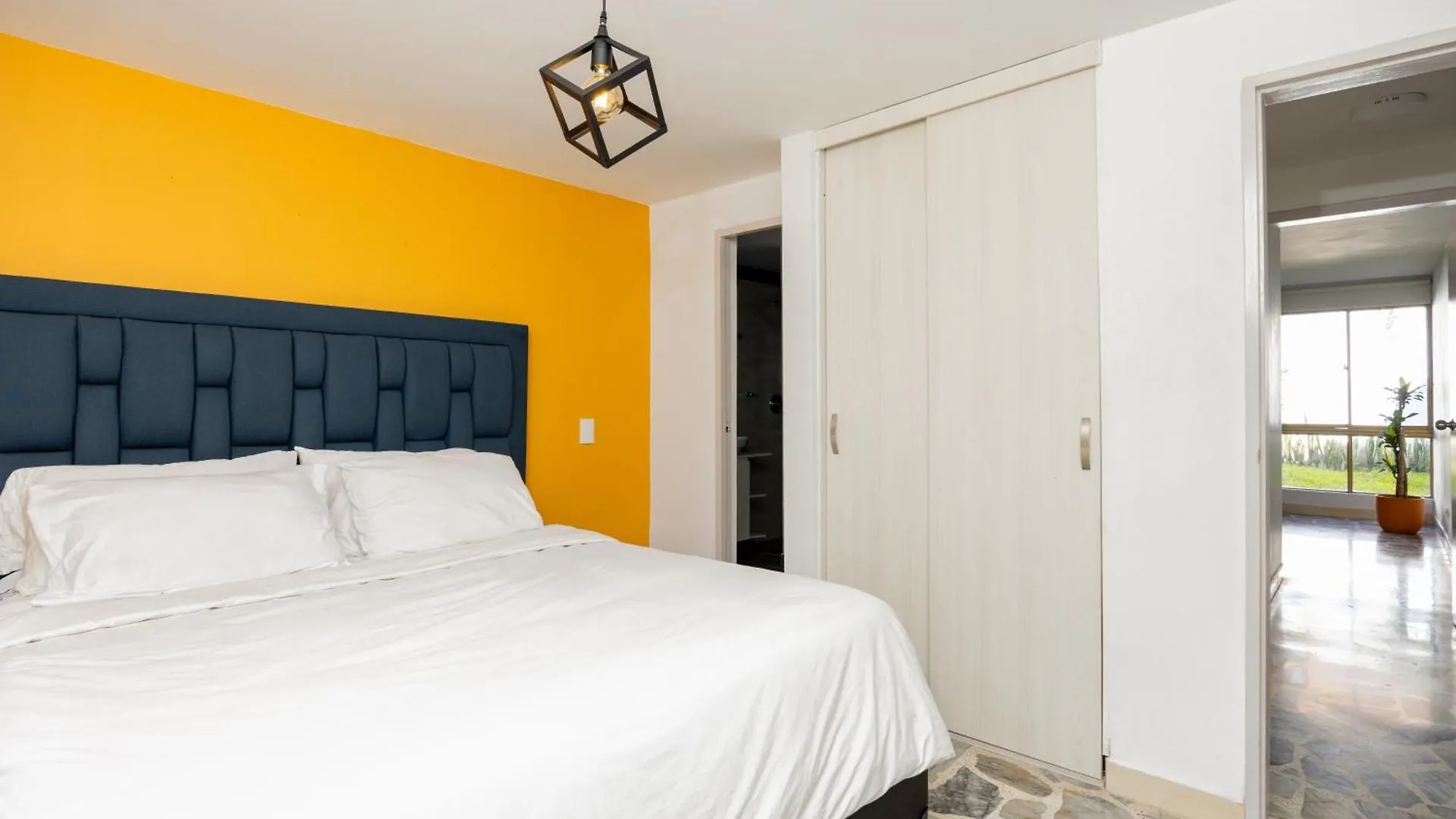 Apartamento El Poblado, La Frontera Medellín 0*,  Colombia