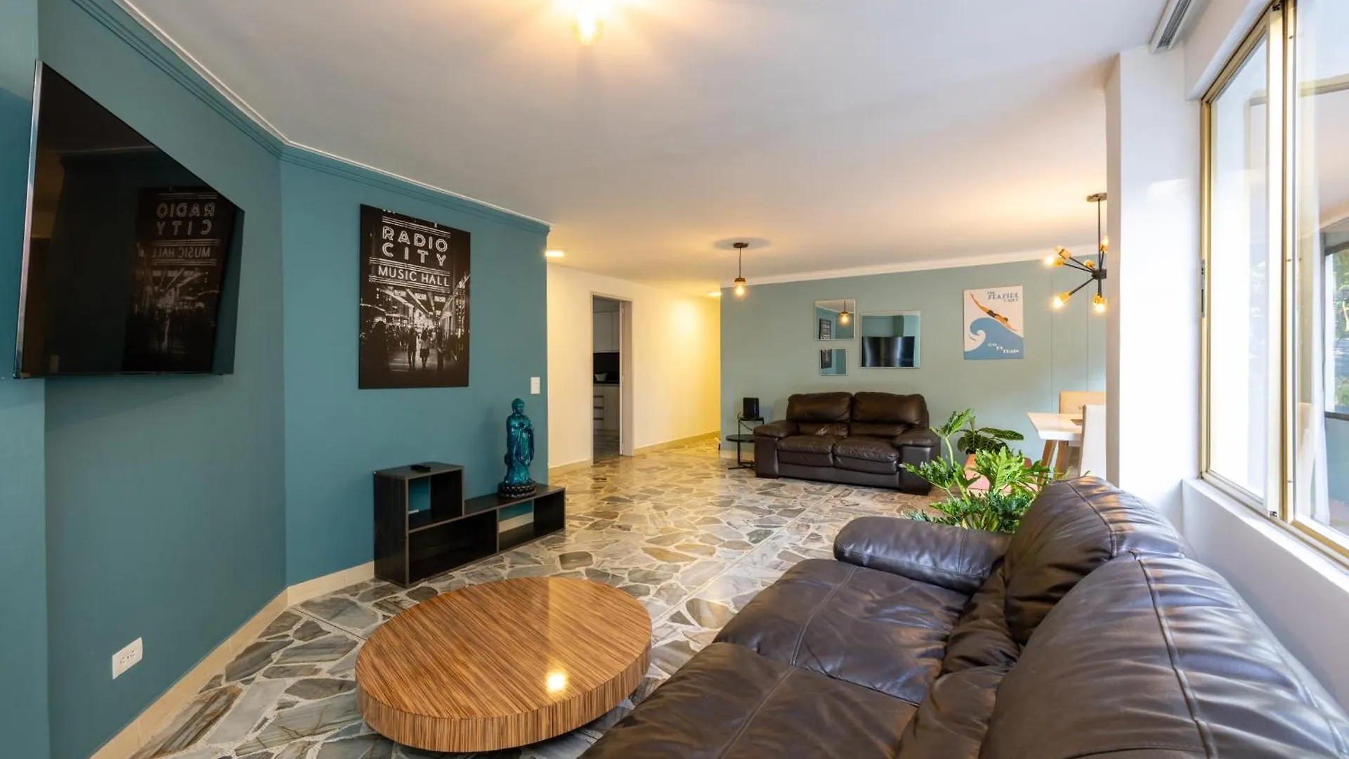 Apartamento El Poblado, La Frontera Medellín