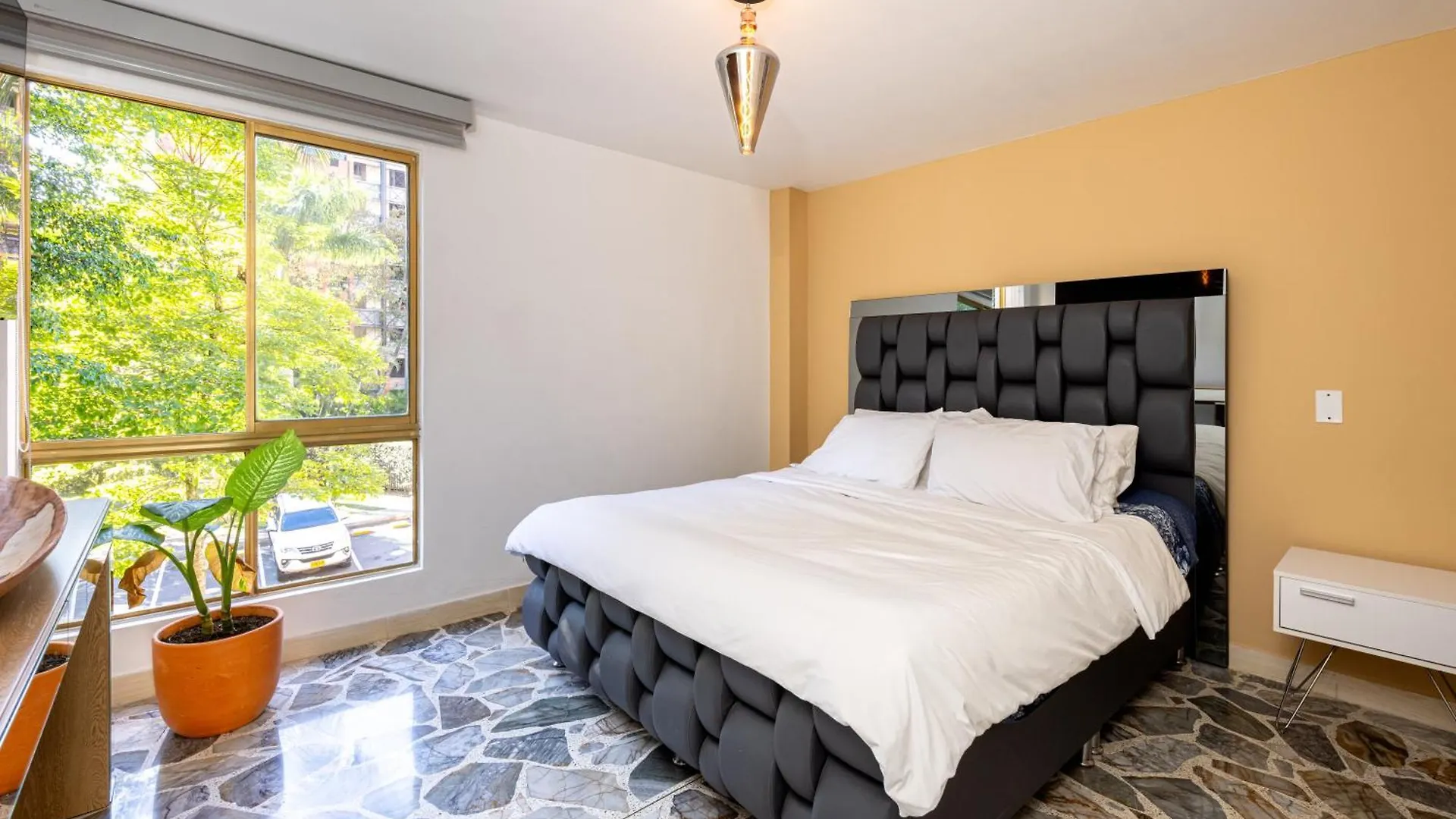 El Poblado, La Frontera Apartment Medellin