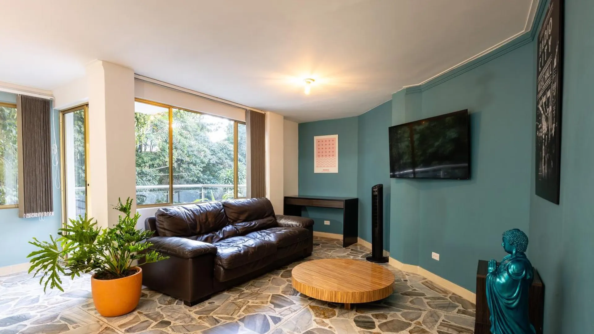 Apartament El Poblado, La Frontera Medellín